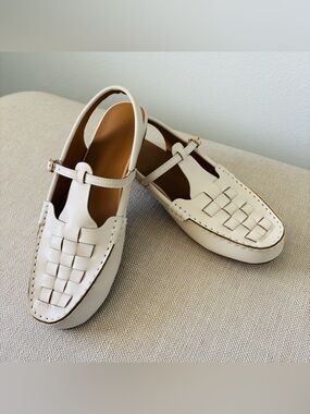 Vegan Leather NWOT Fisherman-Style Cream Woven Flat Slingback Sandals US 8